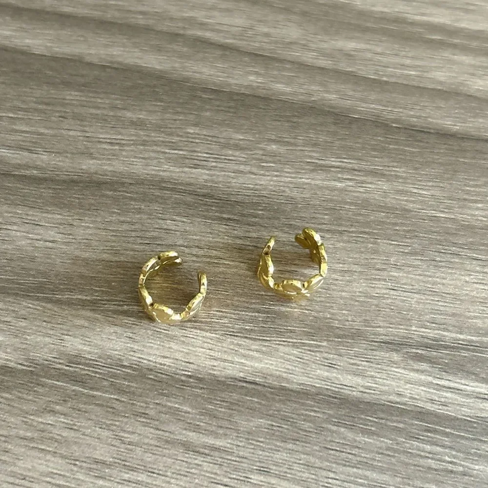 Flower Ear Cuff Q902